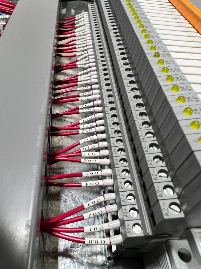 Automatización y montaje de tablero eléctrico industrial
