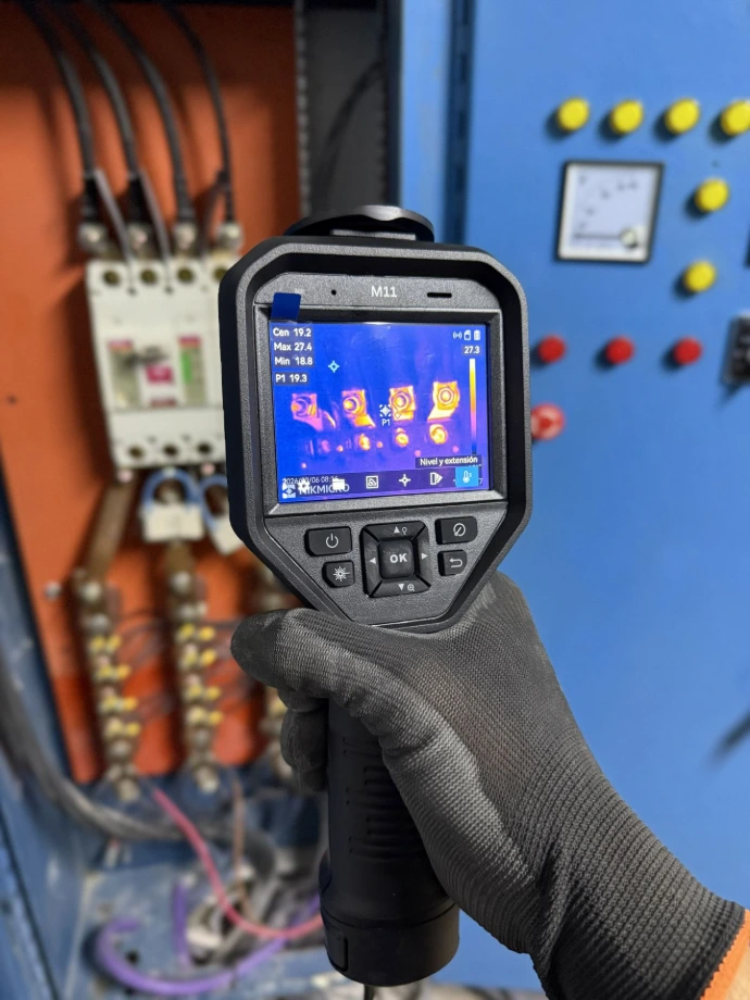 Inspección termográfica de tablero eléctrico industrial